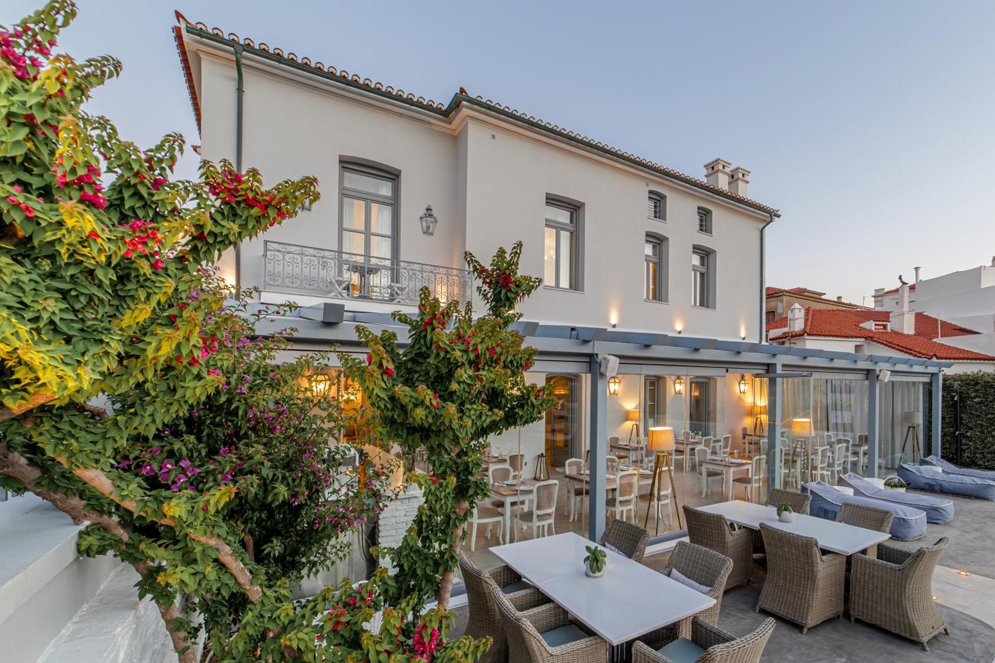 Micra Anglia Boutique Hotel & Spa Andros Town Exterior photo