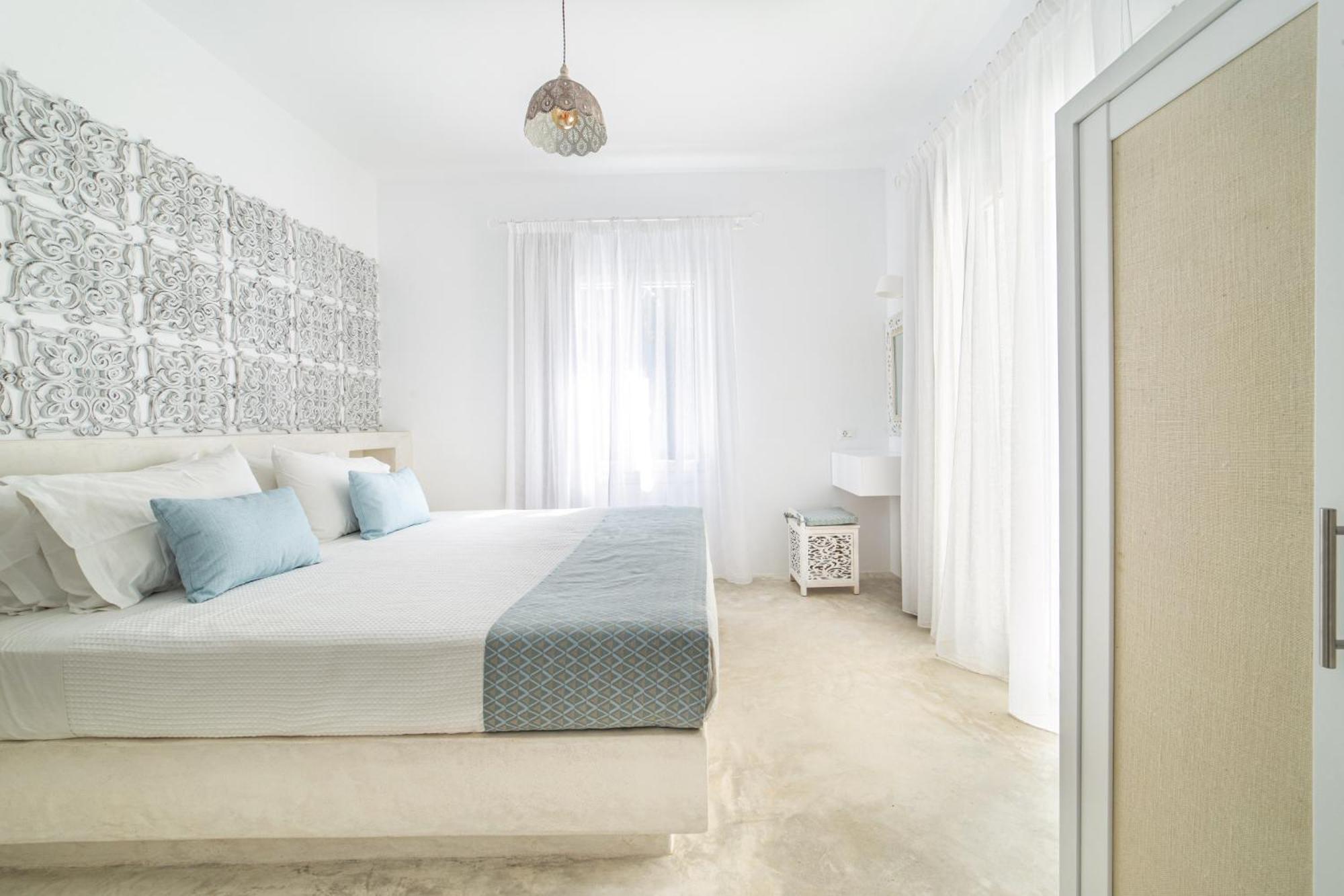 Micra Anglia Boutique Hotel & Spa Andros Town Exterior photo